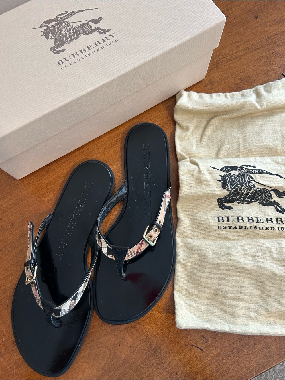 Burberry Black Patent Thong Sandals with Vintage Check Straps